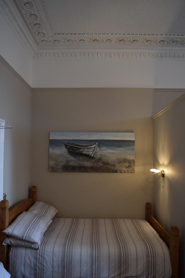 Tor Park Holiday Flatlets Торки Екстериор снимка