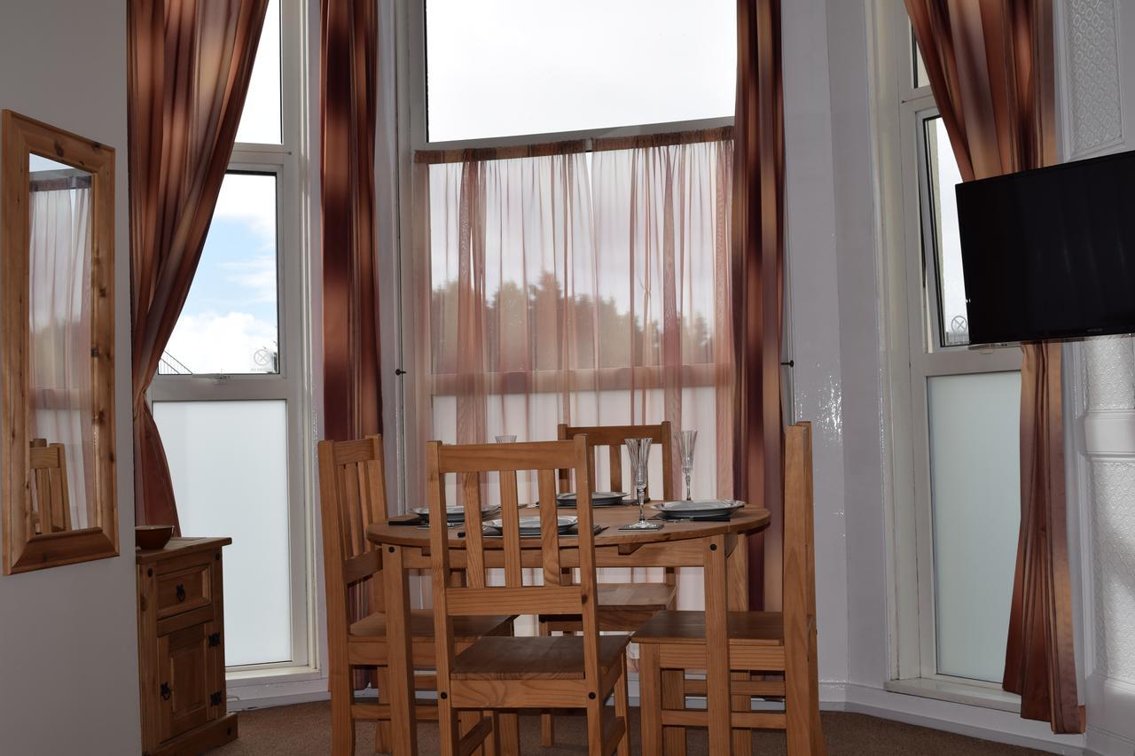 Tor Park Holiday Flatlets Торки Екстериор снимка